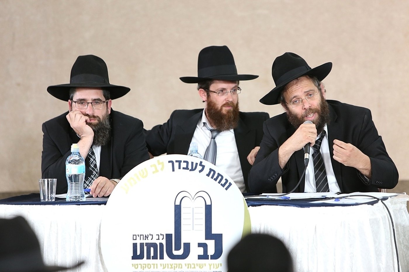 רבי גרשון אדלשטיין: "יש יצר הרע לדעת נייעס, אפשר להיגמל"