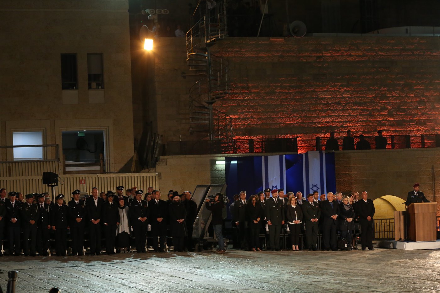 גלריה: טקס יום הזיכרון ברחבת הכותל המערבי