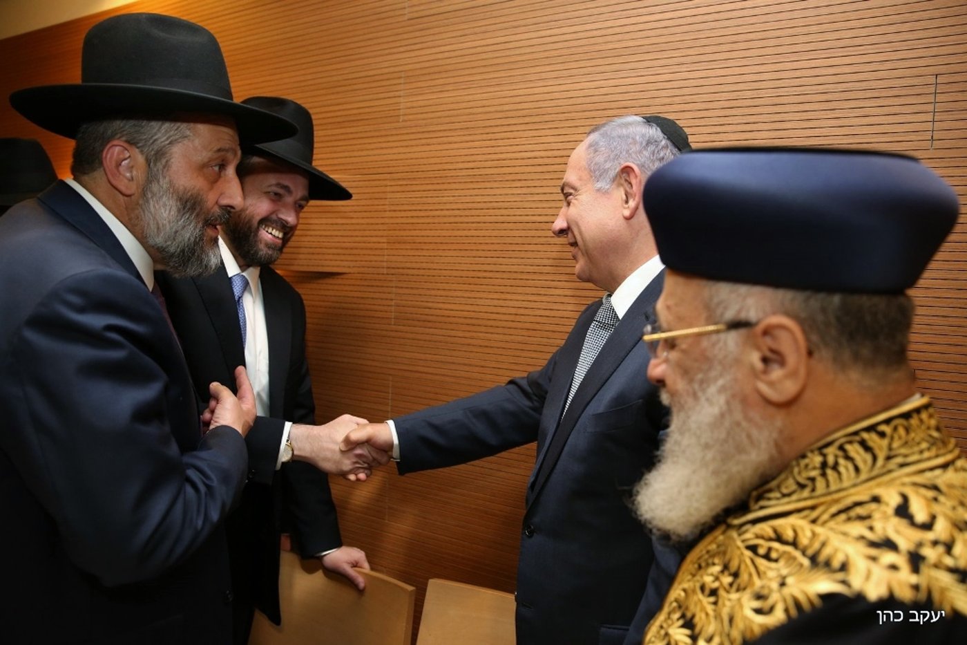 צמרת המדינה בשמחת 'השבע ברכות' לבת הראשל"צ הגר"י יוסף