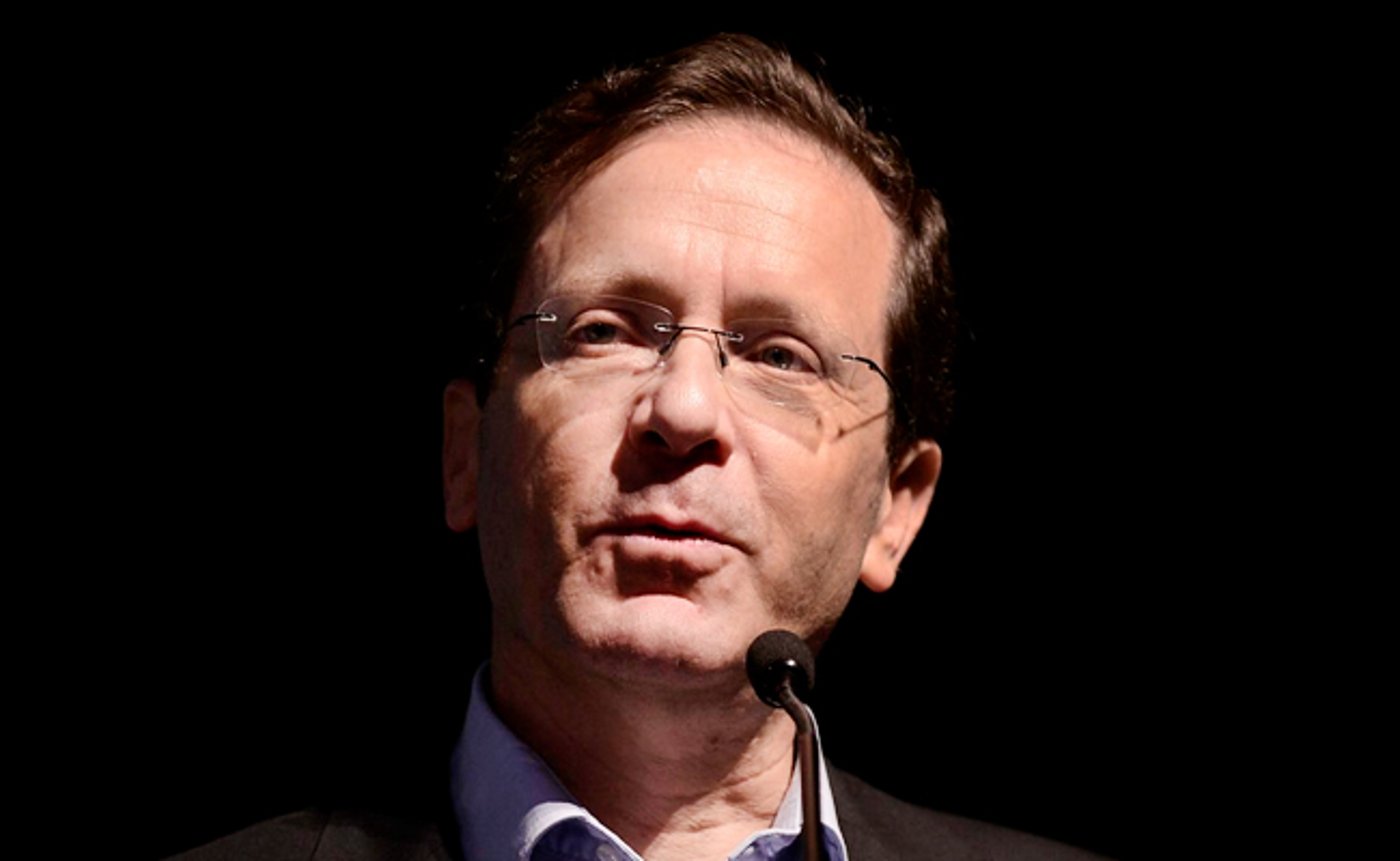 יו"ר האופוזיציה ח"כ יצחק הרצוג נחקר בחשאי