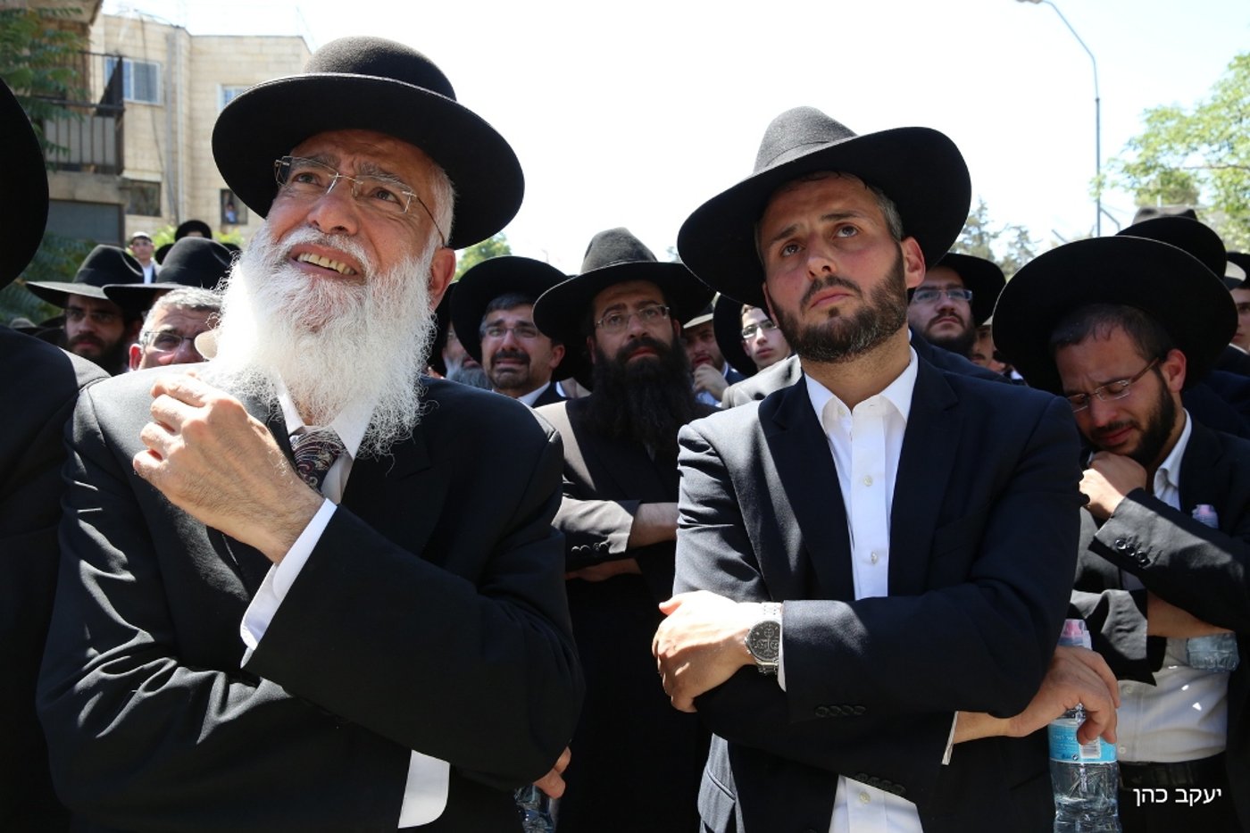 צפו: נשיא המועצת הגר"ש כהן בקריעה על פטירת הרבנית ע"ה