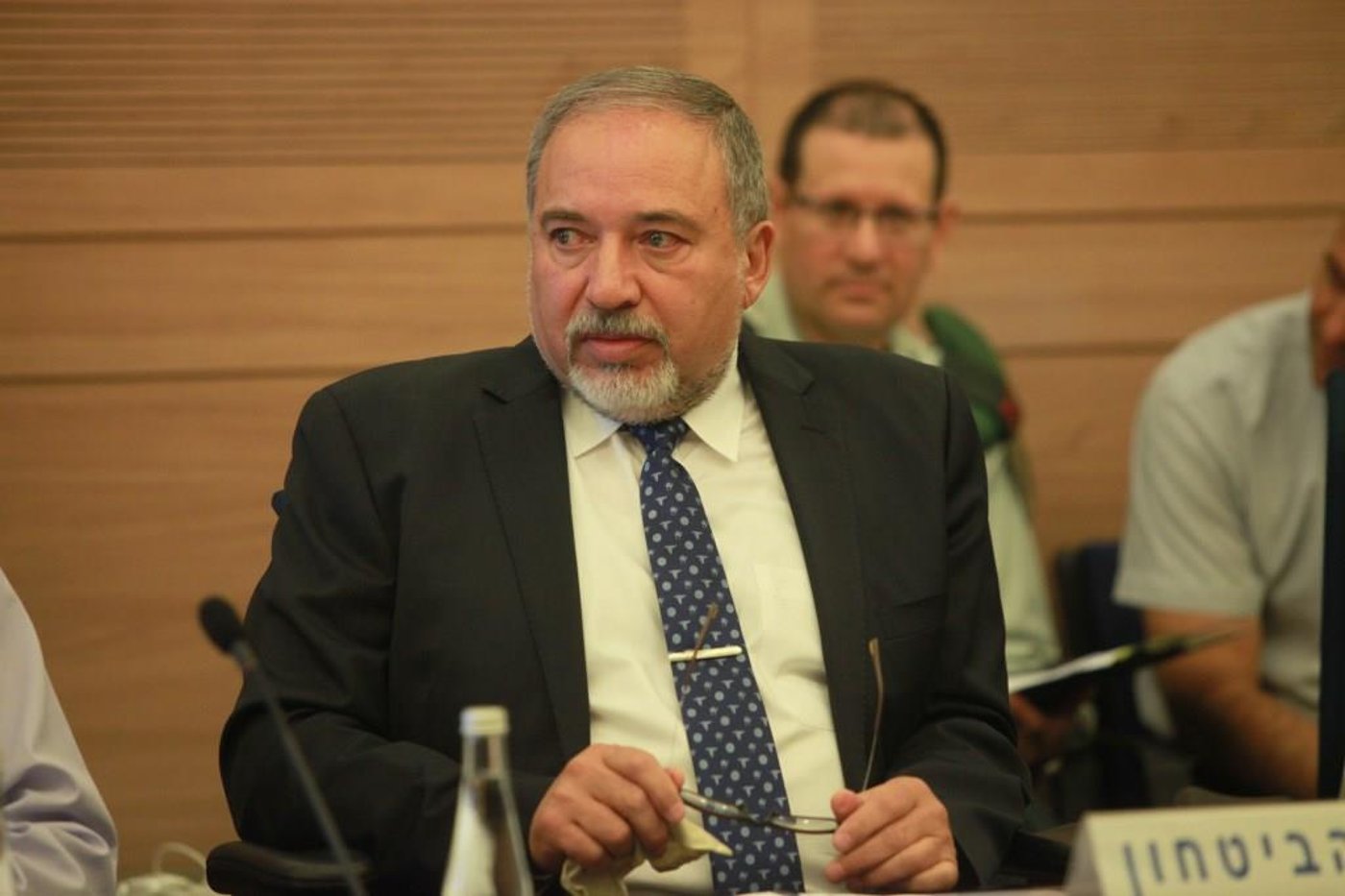 השר ליברמן בוועדה
