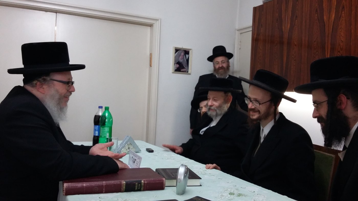 תיעוד: קבלת הפנים לרבי מבוהוש באנטוורפן