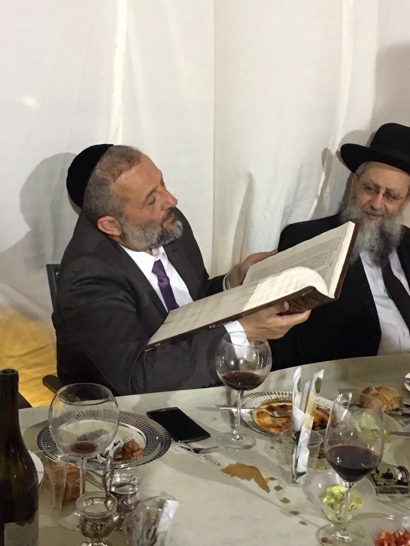העתק ראשון של ה'אור החיים' הקדוש בידיו של דרעי