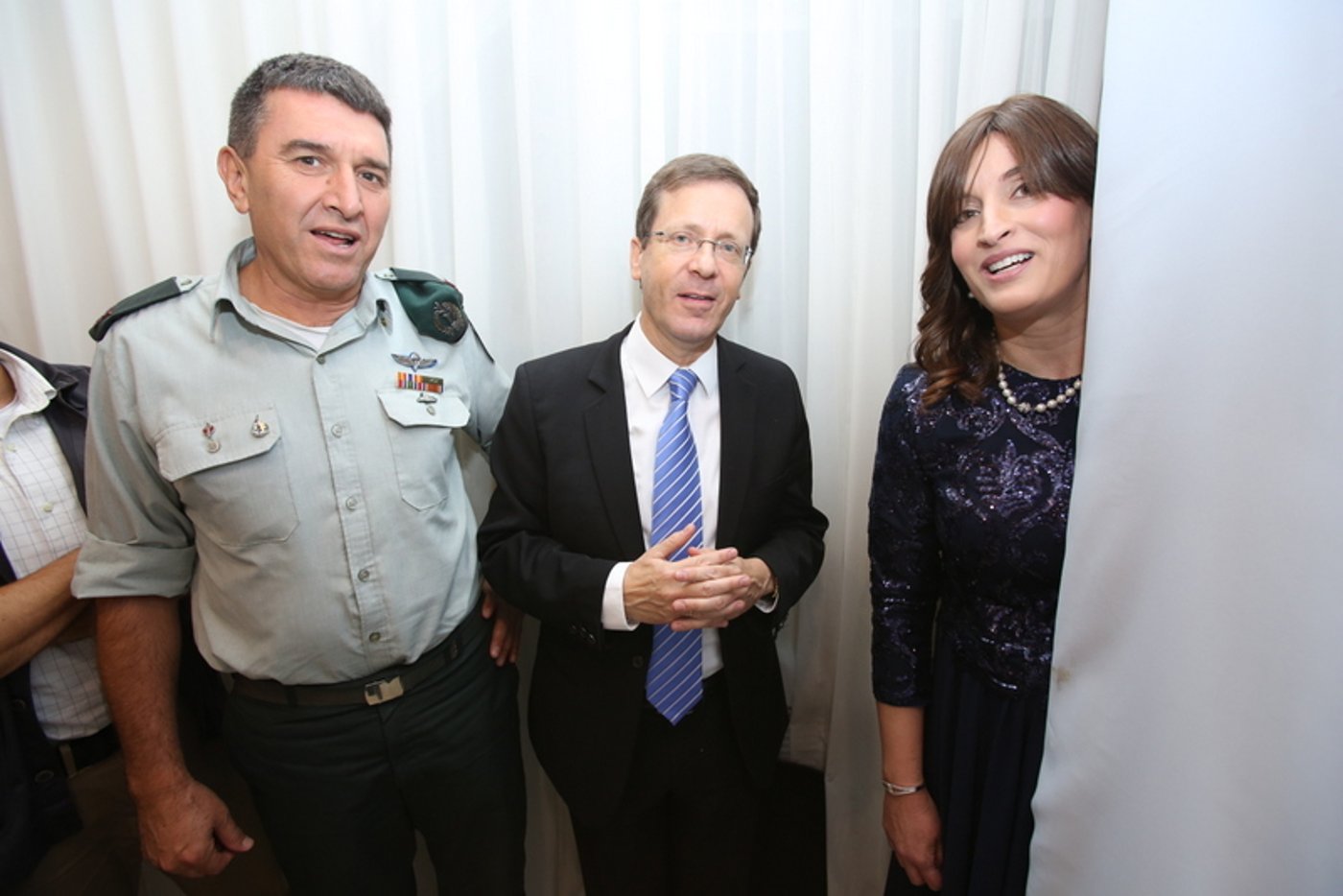 מזל טוב: רל"שית הנשיא רבקה רביץ חיתנה בת • גלריה