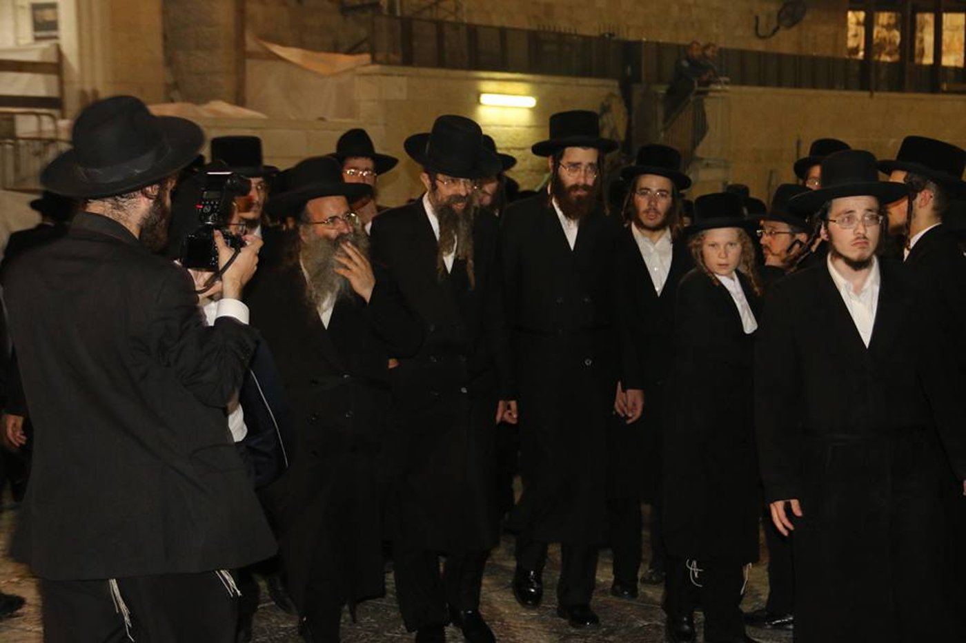 תיעוד: כך נראה סיום צום תשעה באב בכותל המערבי