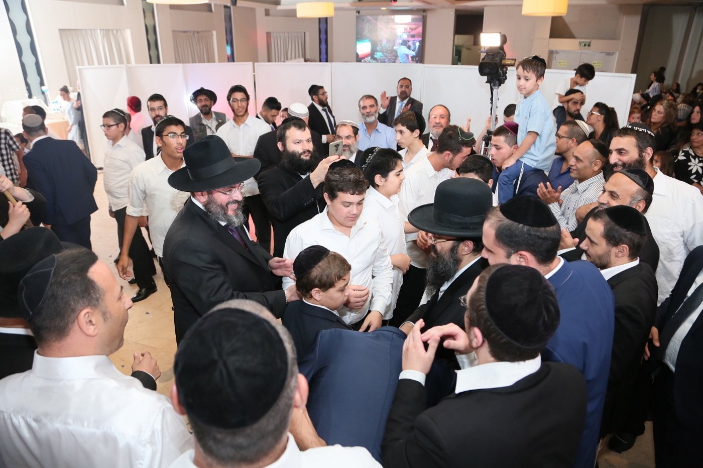 בר מצווה לבנו של השדרן עמי מימון | תיעוד