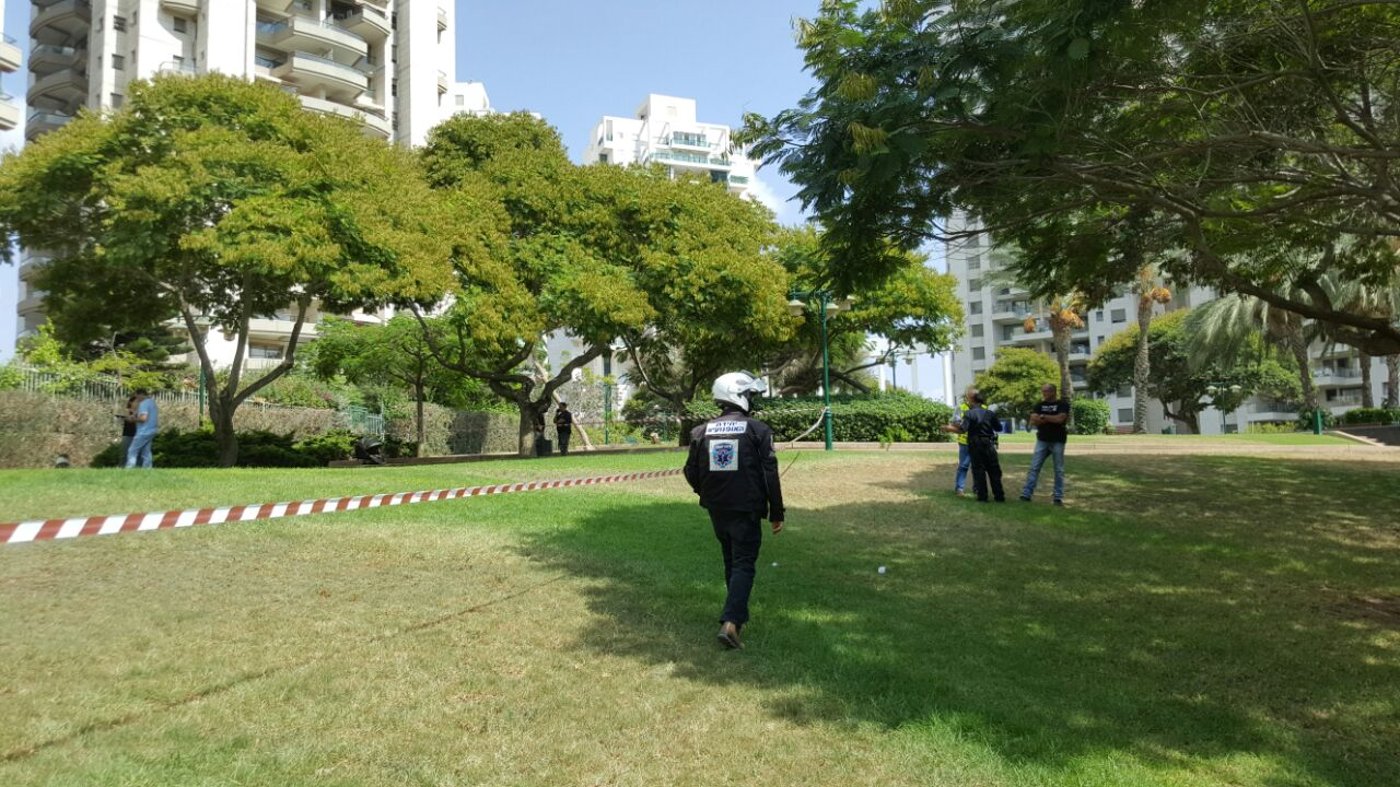 קשיש חרדי נפל ב'מרום נווה' ונפצע קשה
