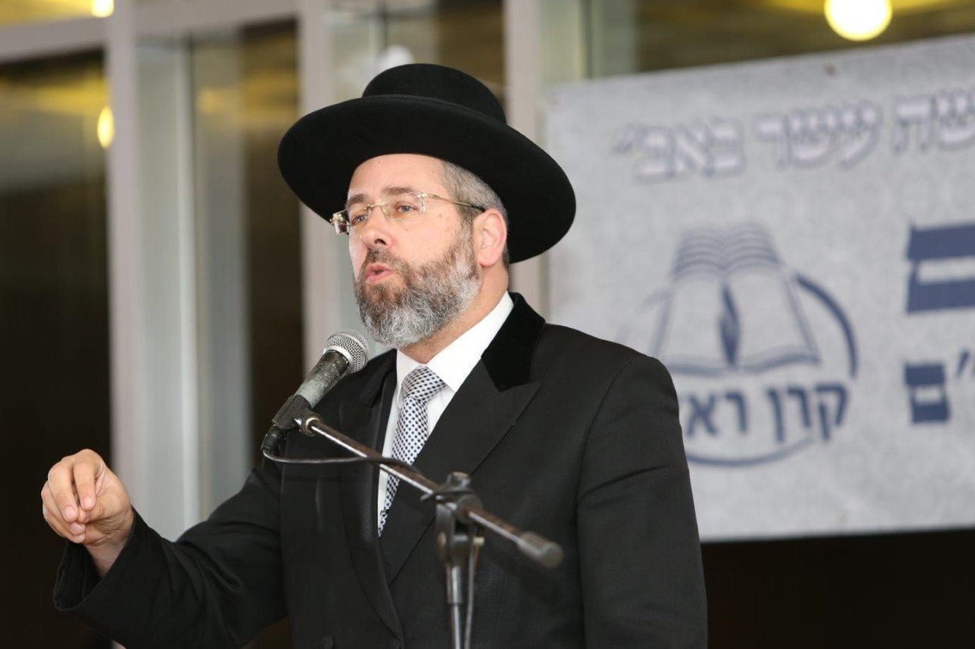 המיליונר שאיחד בכינוס אחד ראשי ישיבות חרדיות וסרוגות
