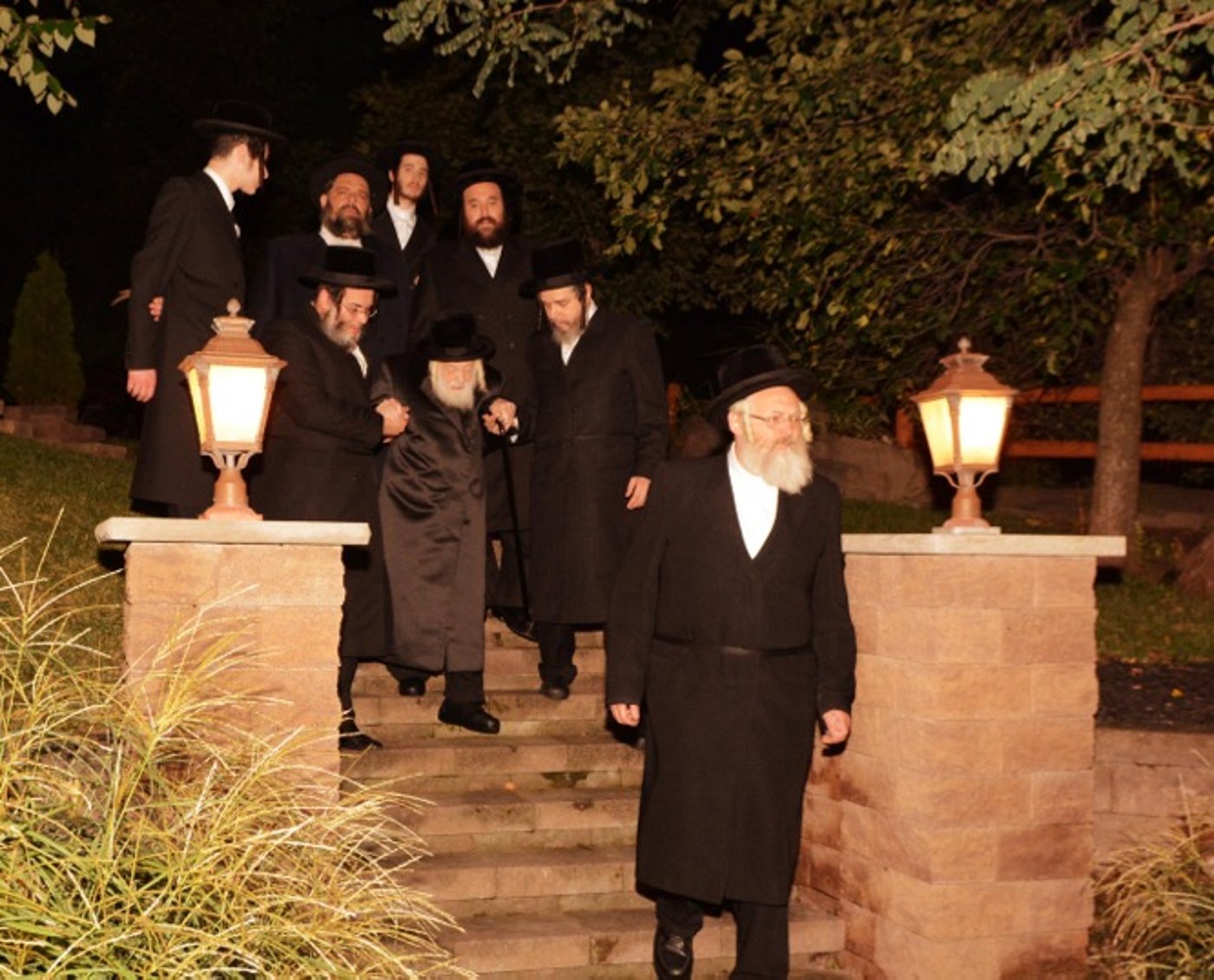 האדמו"ר הישיש מסקולען בא להודות לנגיד התורם | צפו