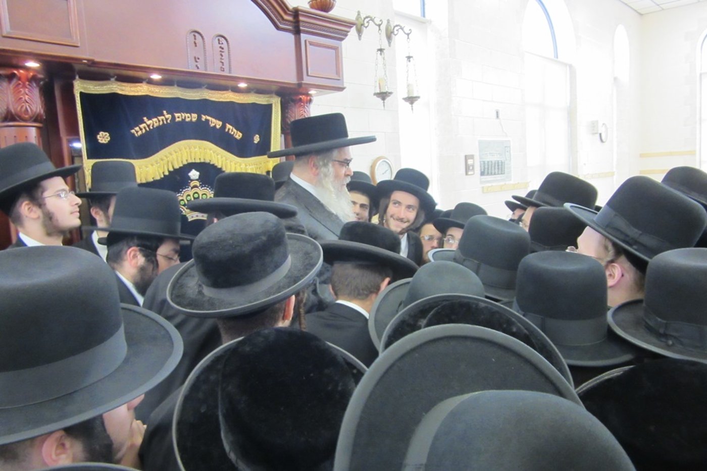 הרבי מסאטמר "מדבר בלימוד" עם הבחורים