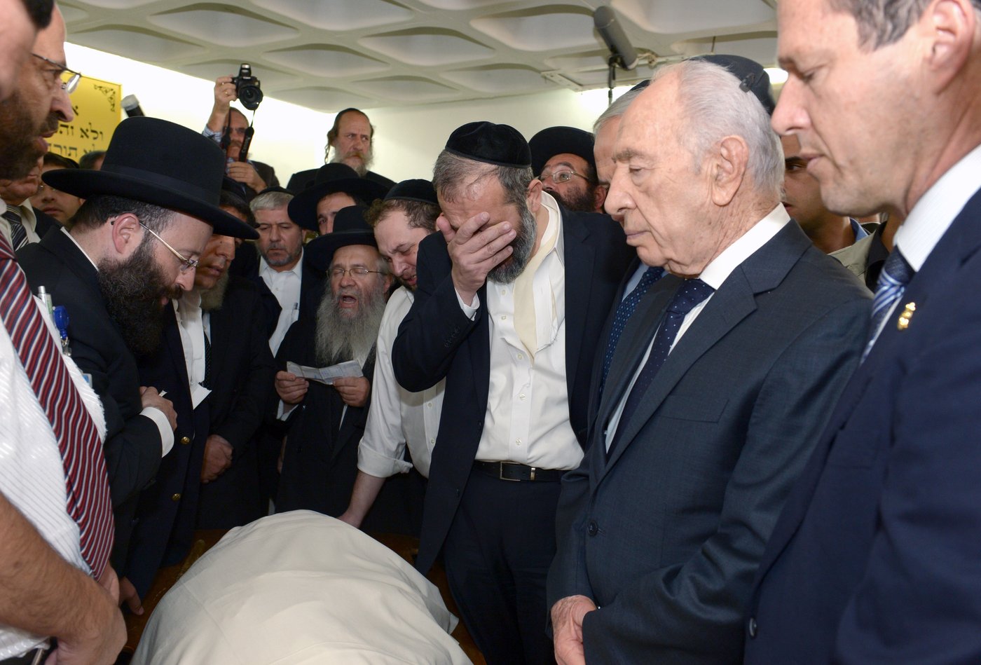 פרס במסע הלוויה של מרן הגר"ע יוסף זצ"ל ב-2013