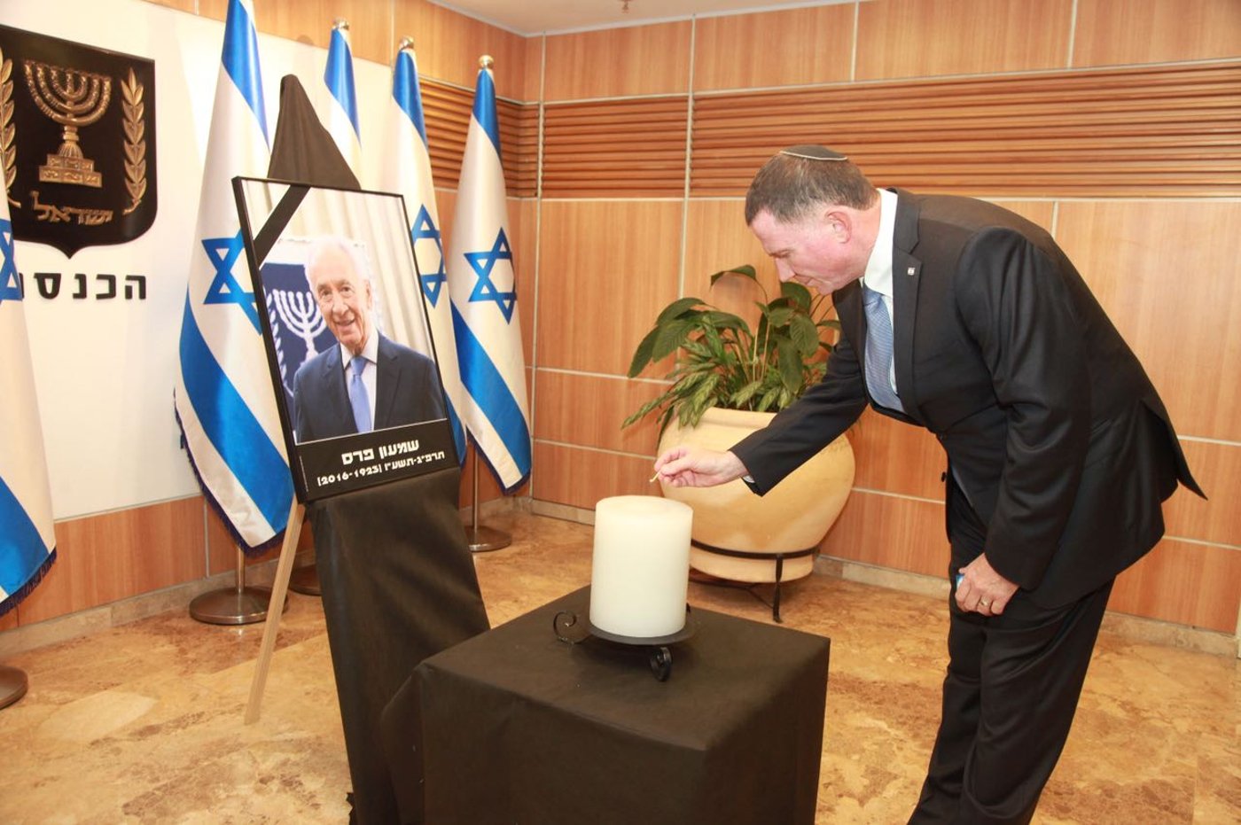 הכנסת מתאבלת: הדגלים הורדו לחצי התורן