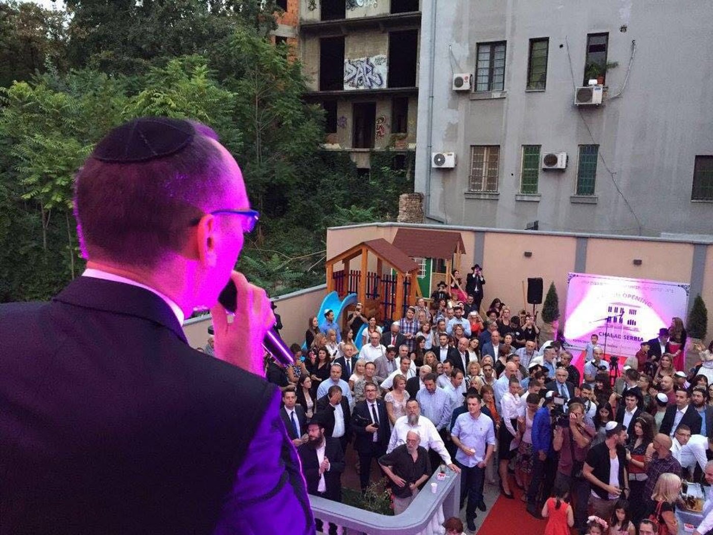 בבירת סרביה נחנך אחד מבתי חב"ד המפוארים בעולם
