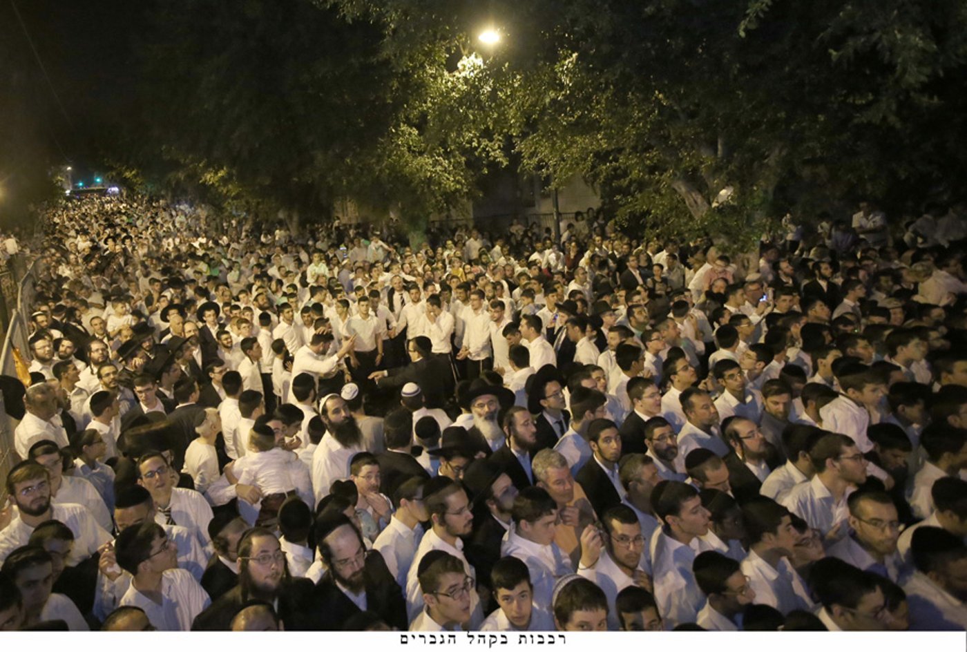 50 אלף איש בשמחה הגדולה בישראל בחצר הקודש מישקולץ בפתח תקוה