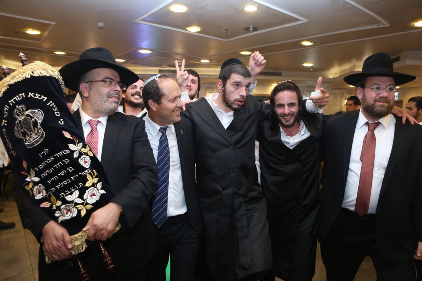 הנוער הירושלמי חגג הקפות שניות ב"מתחברים" | צפו