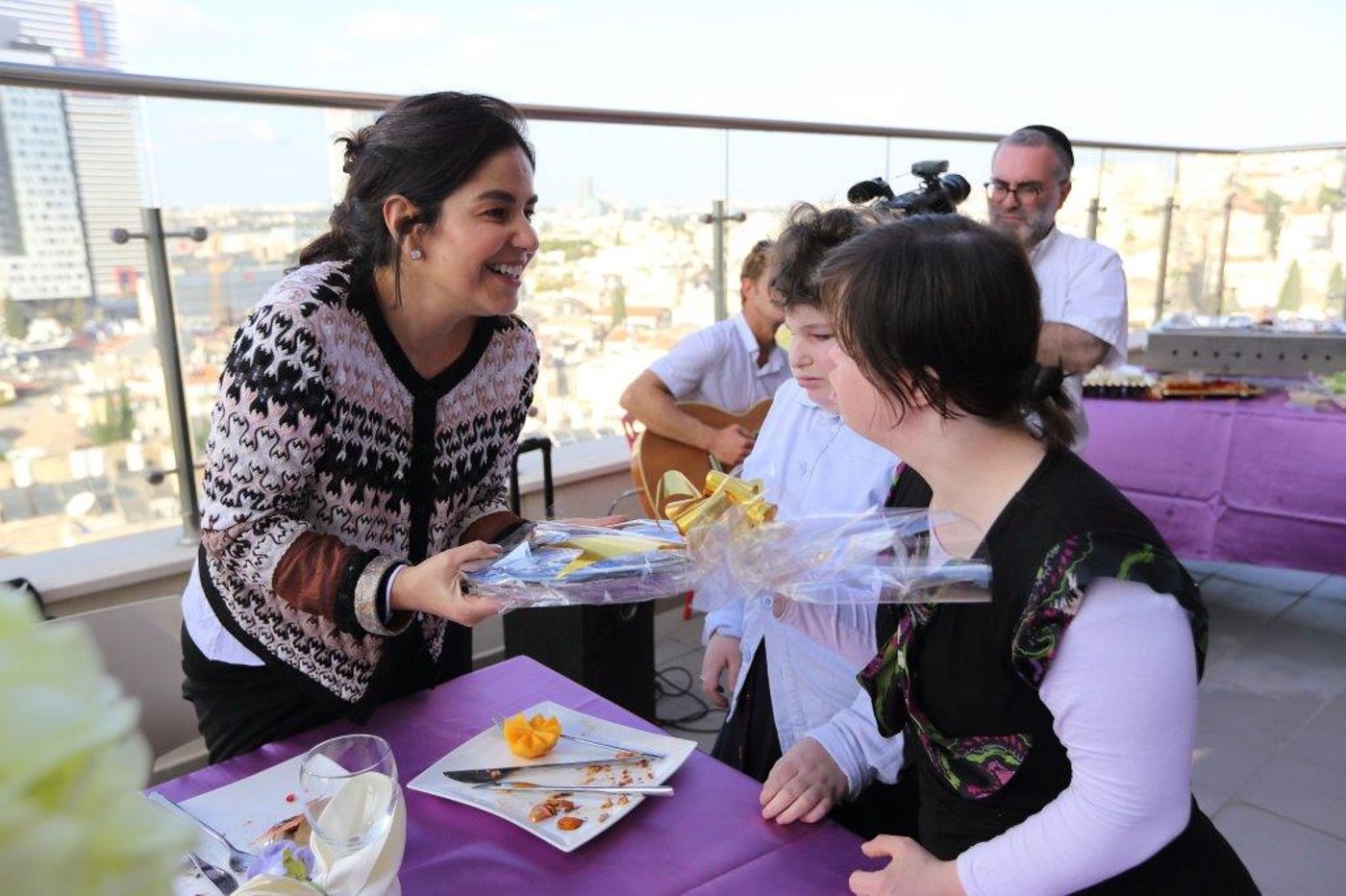 כשהגרי"מ לאו זכה לברכת כהנים מהילדים המיוחדים