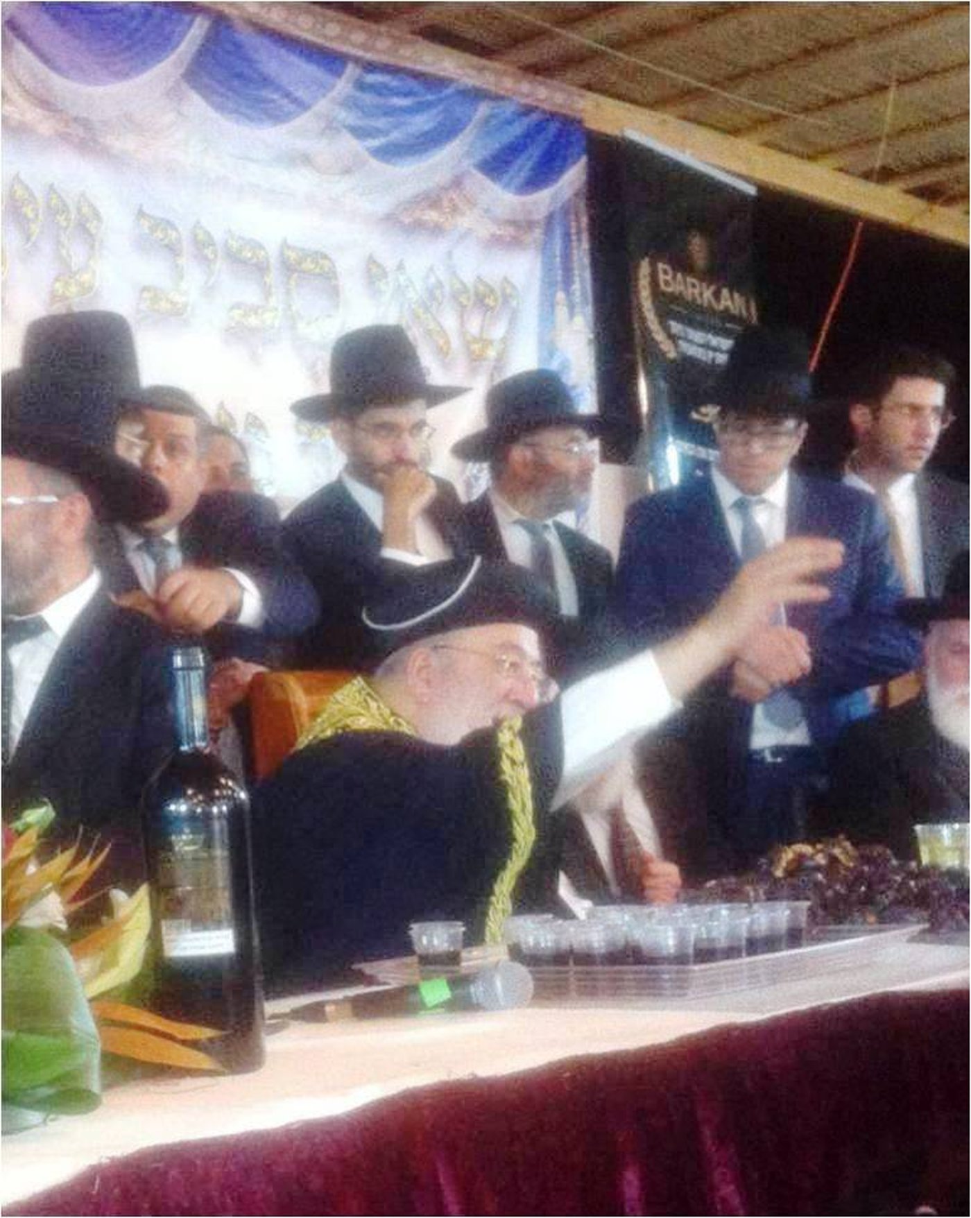 על איזה יין בירכו הרבנים הראשיים לירושלים?