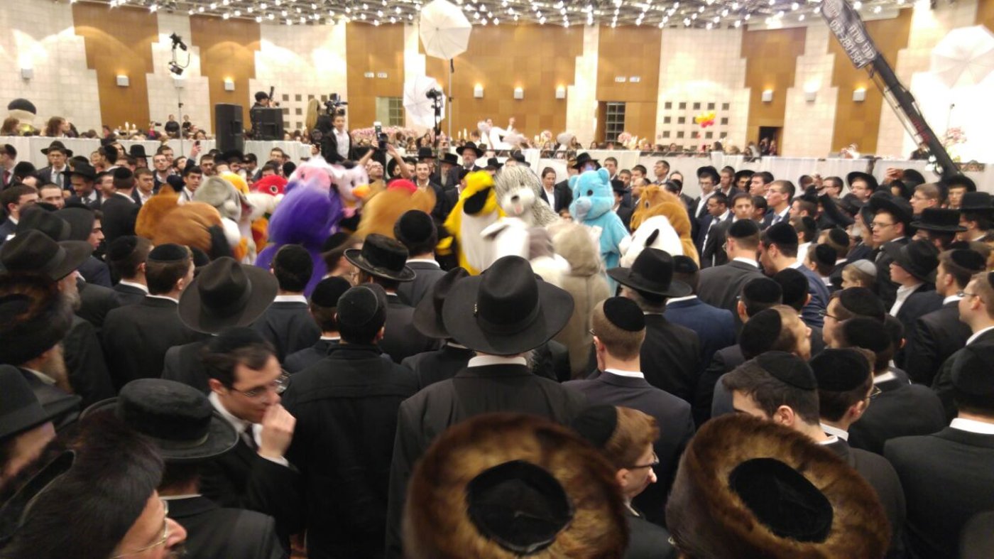 מרגש: אלפים בחתונת פצועת אסון 402