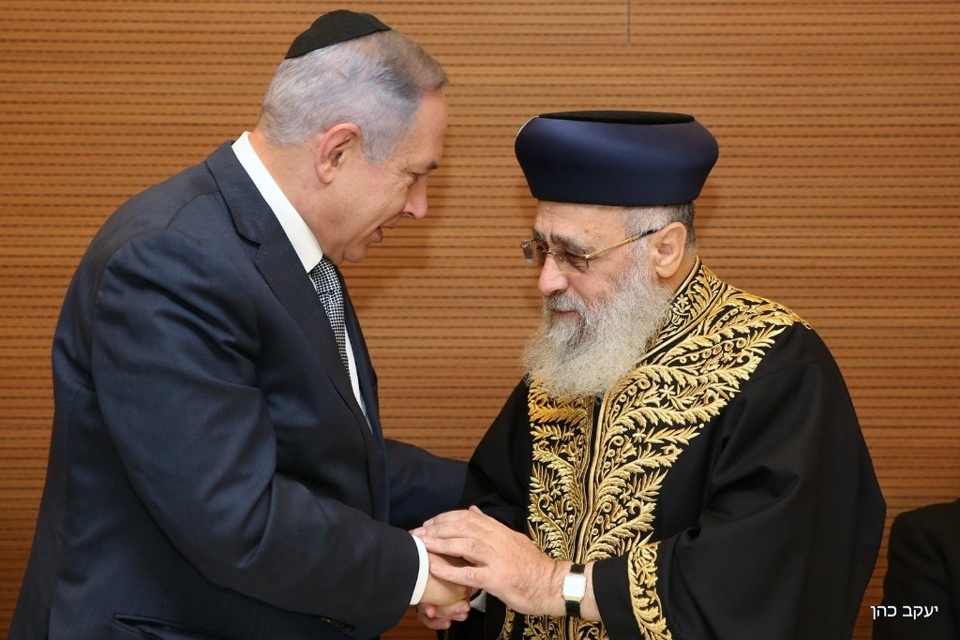 נענה לבקשה. הראשון לציון וראש הממשלה