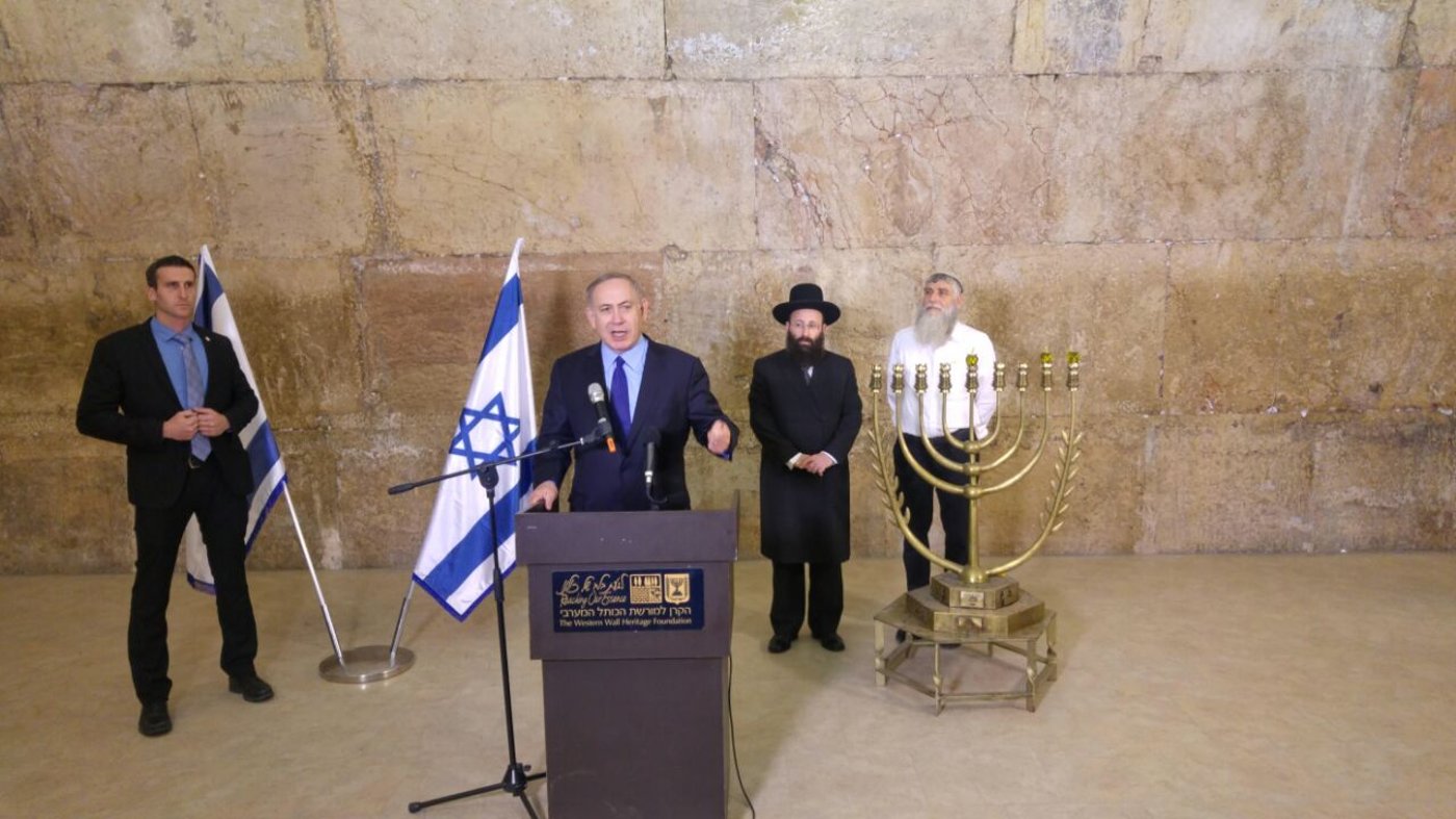 נתניהו בכותל: "הפלסטינים הגיעו אחרינו"