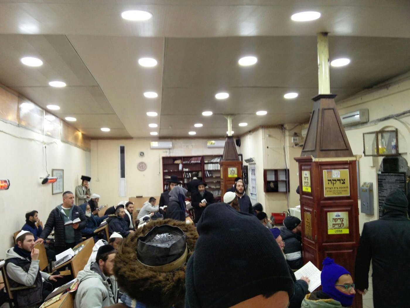 צפו בתיעוד: שבת חנוכה באומן