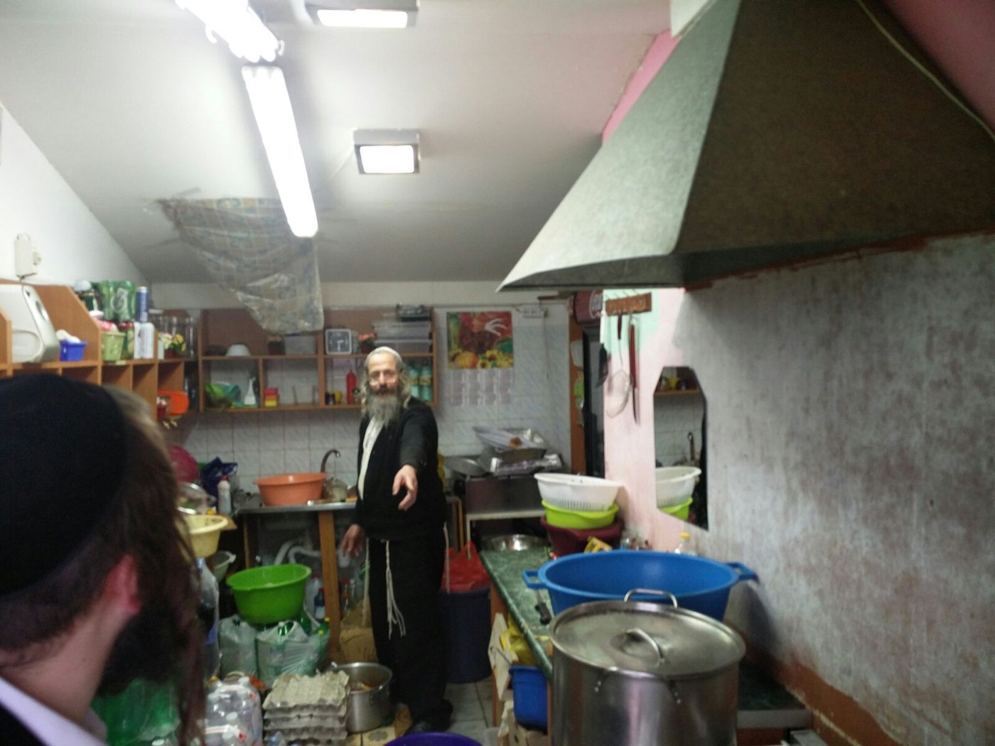צפו בתיעוד: שבת חנוכה באומן