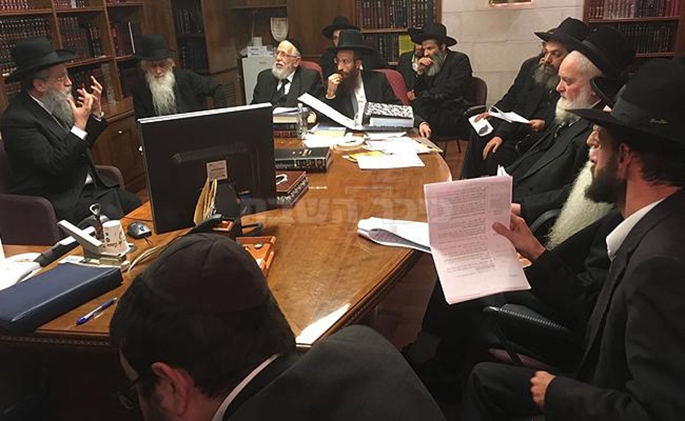 הפגישה בלשכת הגר"ד יוסף, אמש