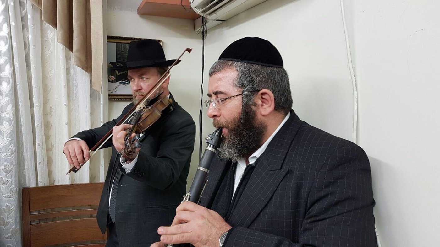 כשמקהלת 'יחד', ירמיה דמן והילד דודי פולק ריגשו את מרן הגר"ח קנייבסקי