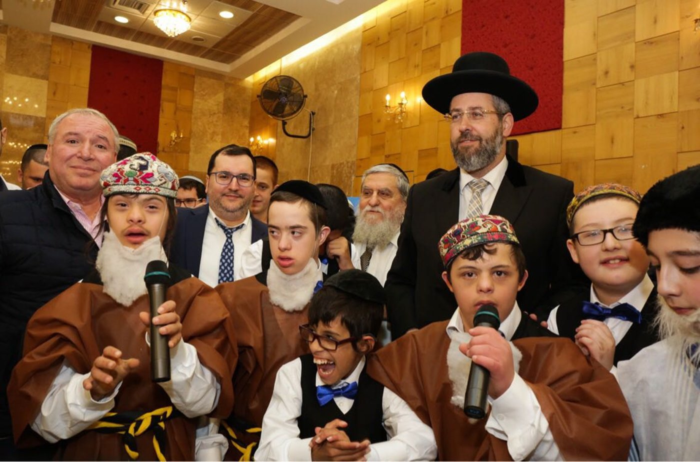 בר מצווה רגילה לילדים מיוחדים // אבי בנטוב