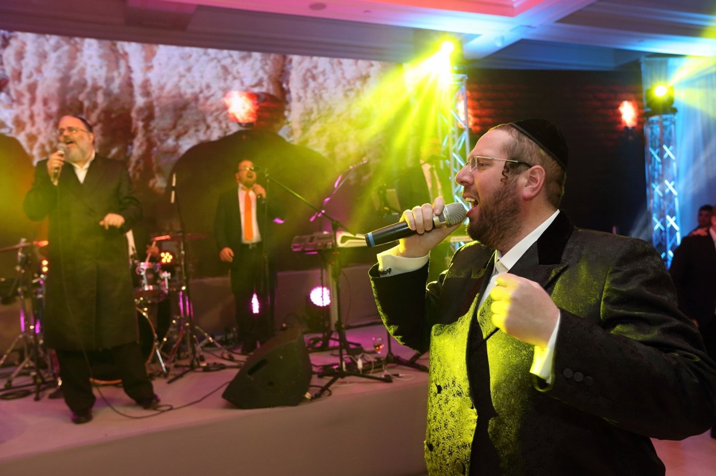דינר מיוחד: אנשי העסקים חטפו אברכים