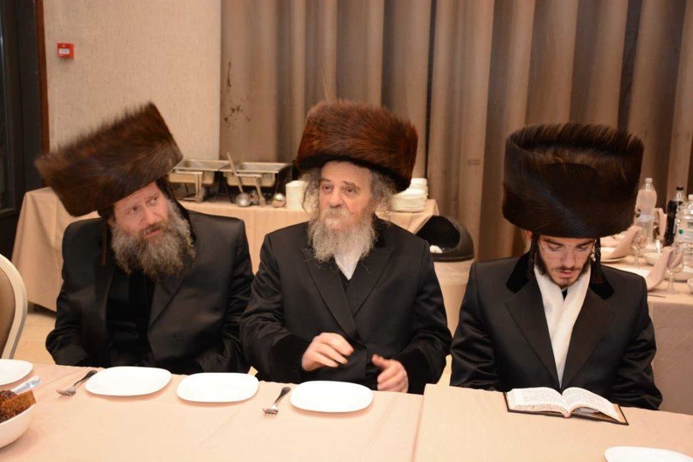 שמחת החתונה בחצר שאץ אשדוד. תיעוד