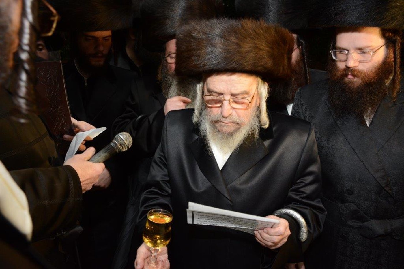 שמחת החתונה בחצר שאץ אשדוד. תיעוד