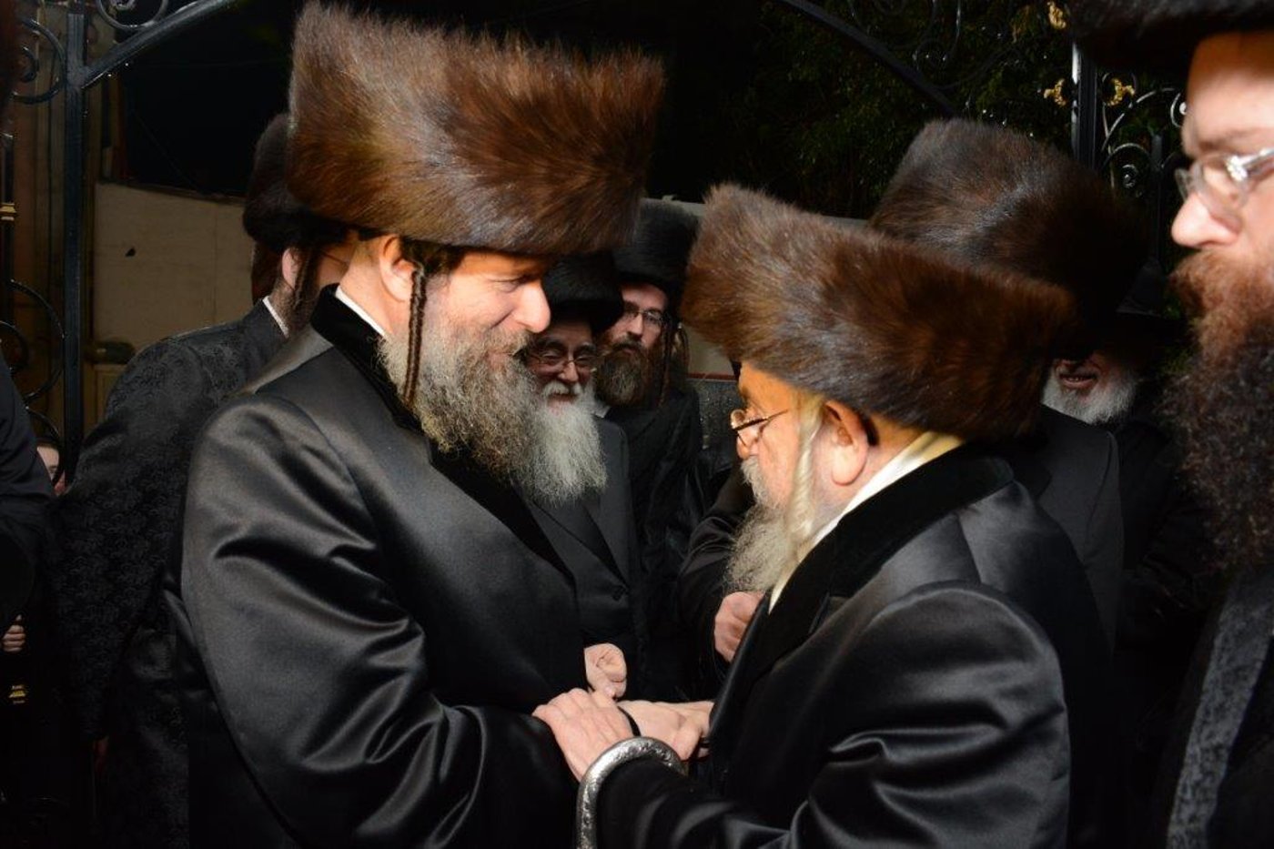 שמחת החתונה בחצר שאץ אשדוד. תיעוד
