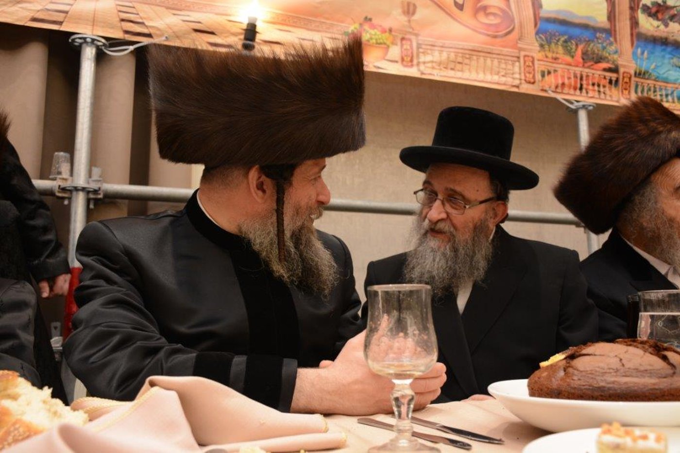 שמחת החתונה בחצר שאץ אשדוד. תיעוד
