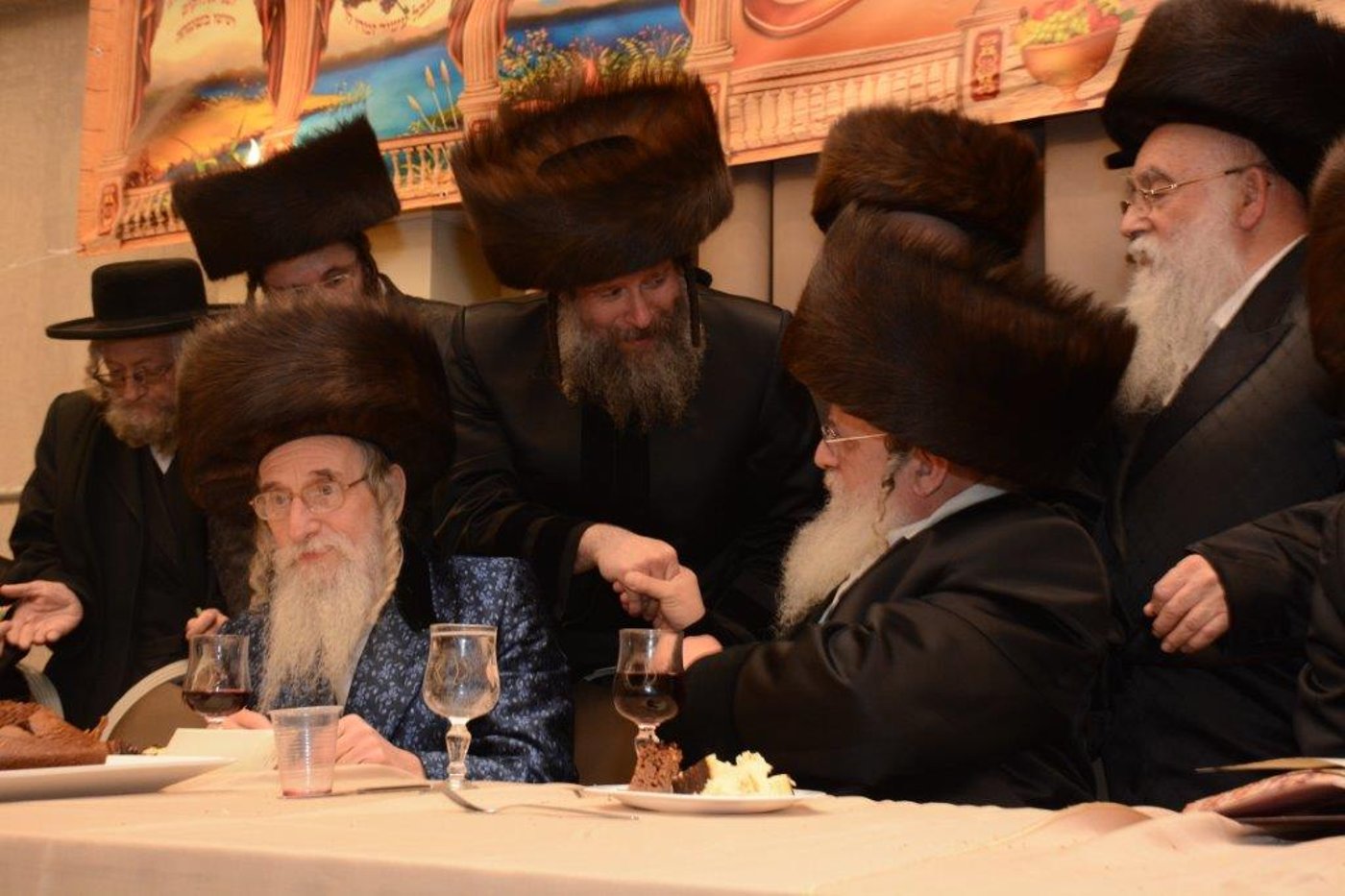 שמחת החתונה בחצר שאץ אשדוד. תיעוד