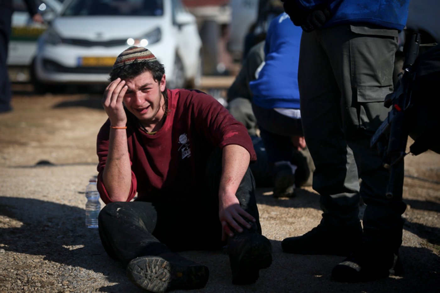 הפינוי האלים של בית הכנסת בעמונה | צפו בגלריה