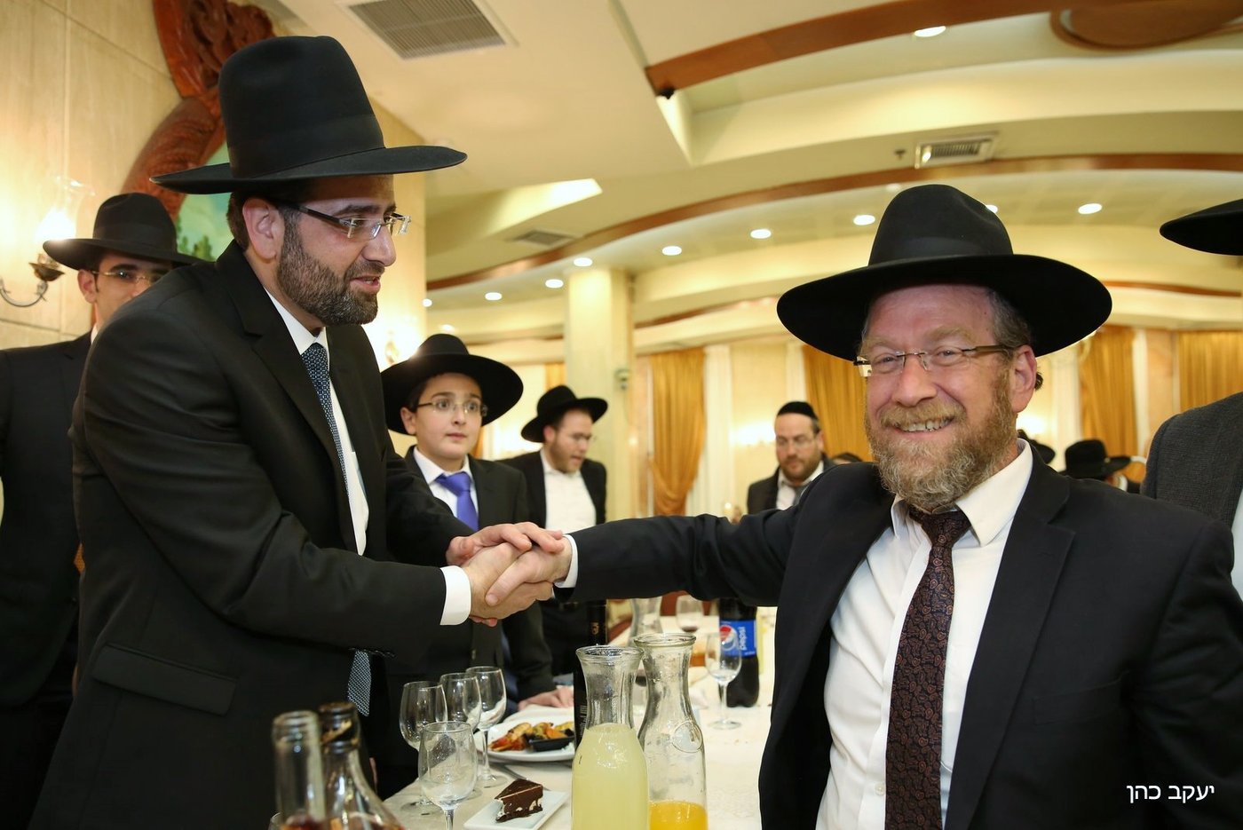 תיעוד: אברהם בצלאל חגג בר מצווה לבנו