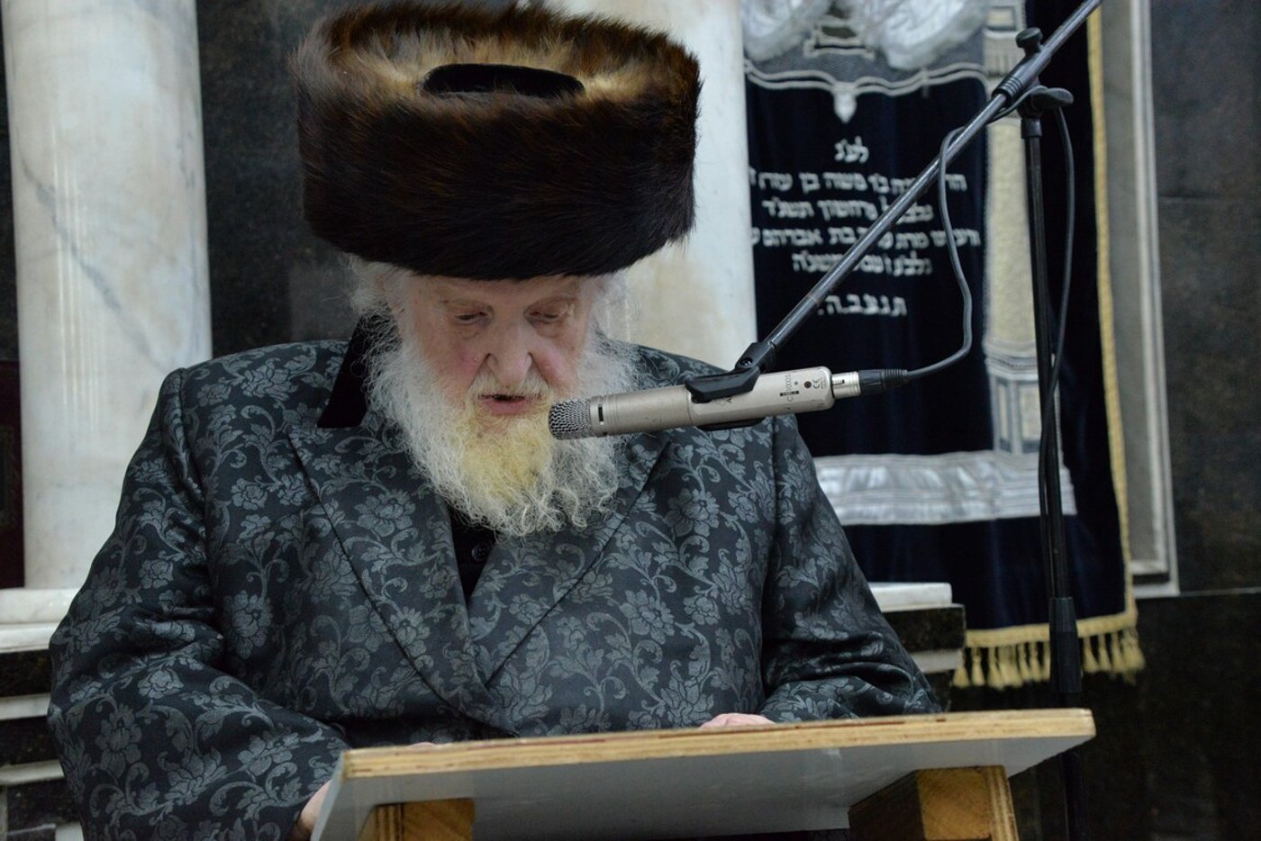בכולל חזון איש ביכו את פטירת הגר"י אדלשטיין