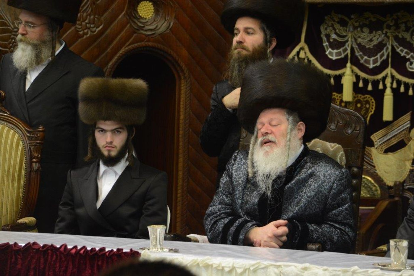 שמחת התנאים בחצרות פרמישלאן - ויז'ניץ