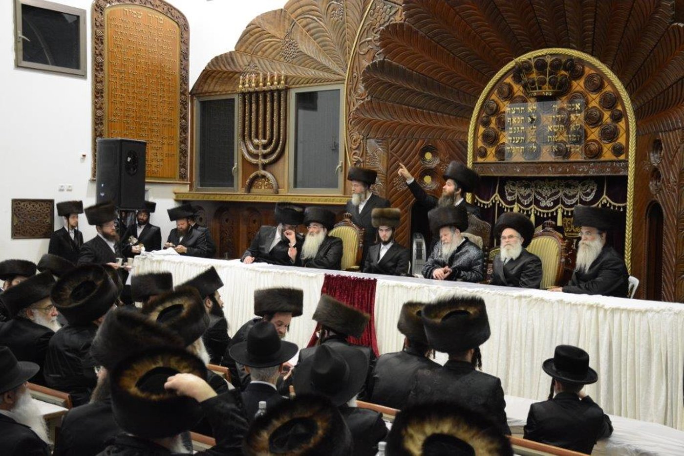 שמחת התנאים בחצרות פרמישלאן - ויז'ניץ