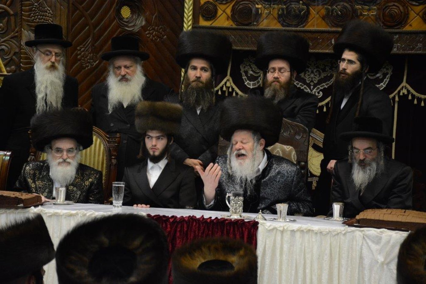 שמחת התנאים בחצרות פרמישלאן - ויז'ניץ