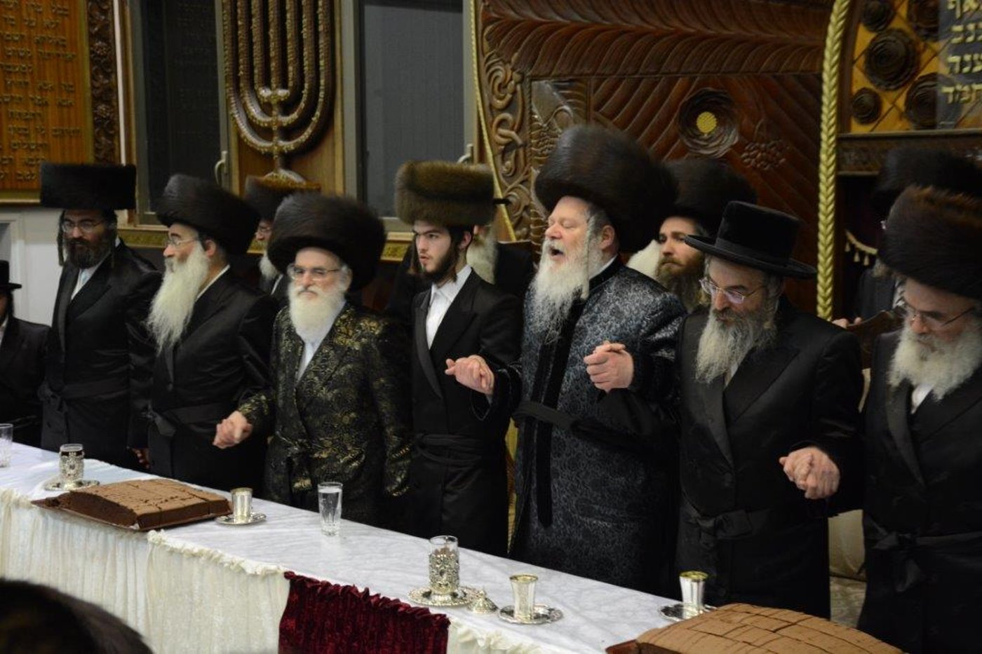 שמחת התנאים בחצרות פרמישלאן - ויז'ניץ