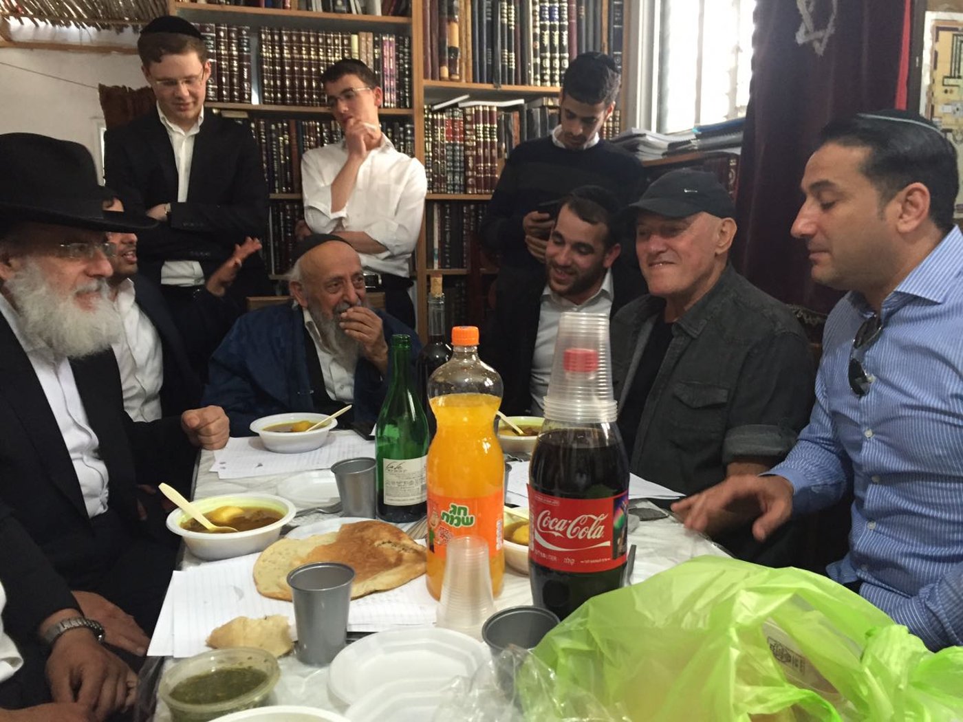 שלומי שבת וחיים ישראל שרו אצל הגר"ש בעדני • צפו