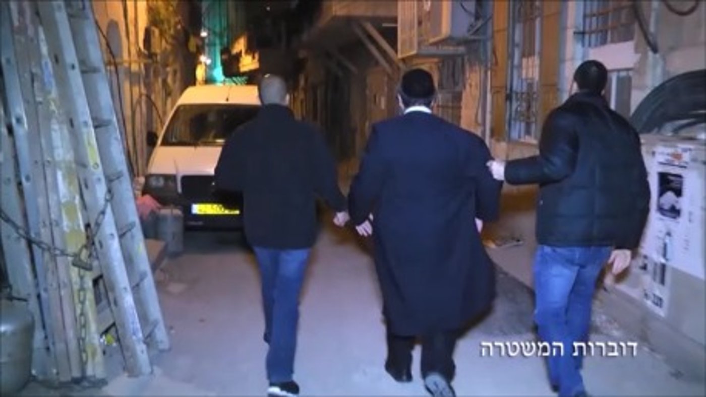 עסקן 'טוהר המחנה': "הייתי חייב לשמור את כל הפנקסים"