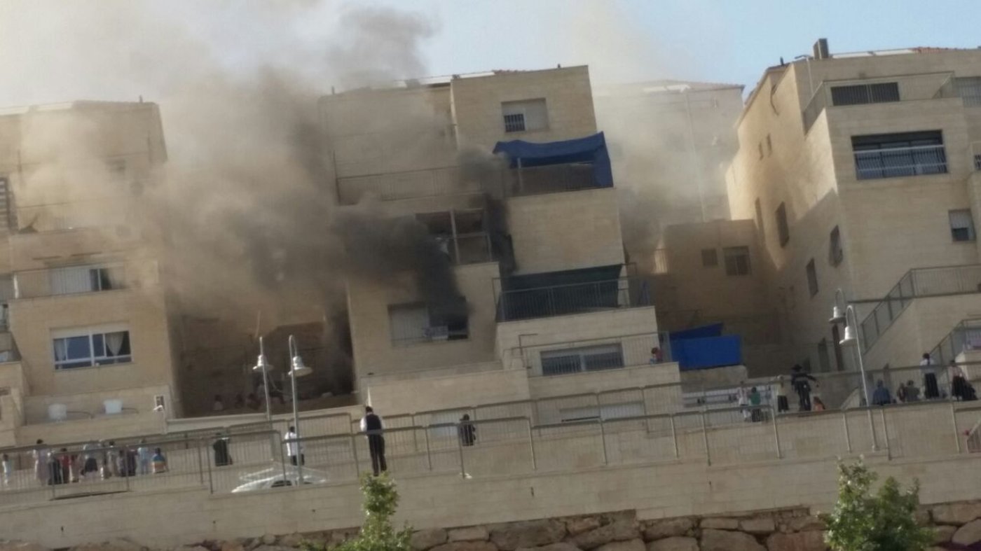 נס בביתר: הילד קפץ מהלהבות - אל המזרנים