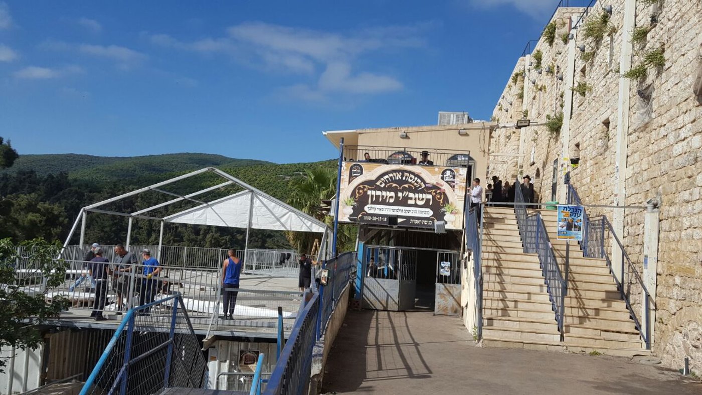 400 אלף ליטר שתייה, 100 אלף מנות אוכל