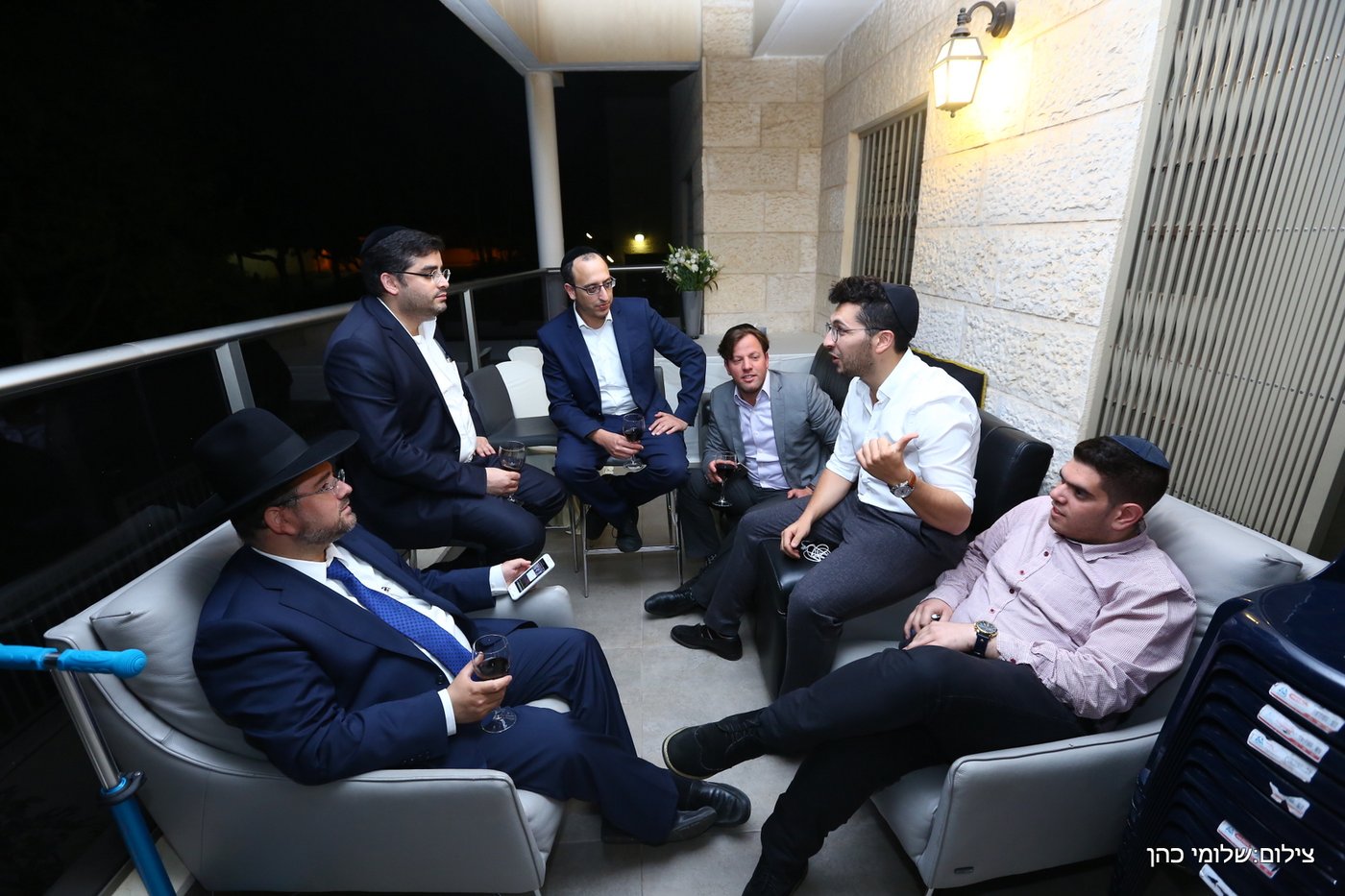 שבע ברכות לארי גלהר בביתו של שלמה קוק • צפו