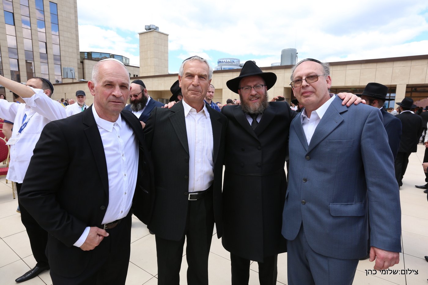 באירוע אחד: חופה כדת וכדין לשלושה זוגות מתקרבים