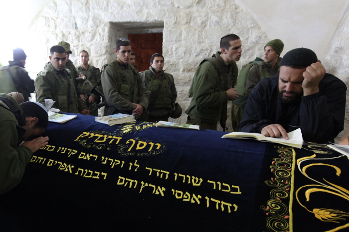 קבר יוסף בעלייה רשמית